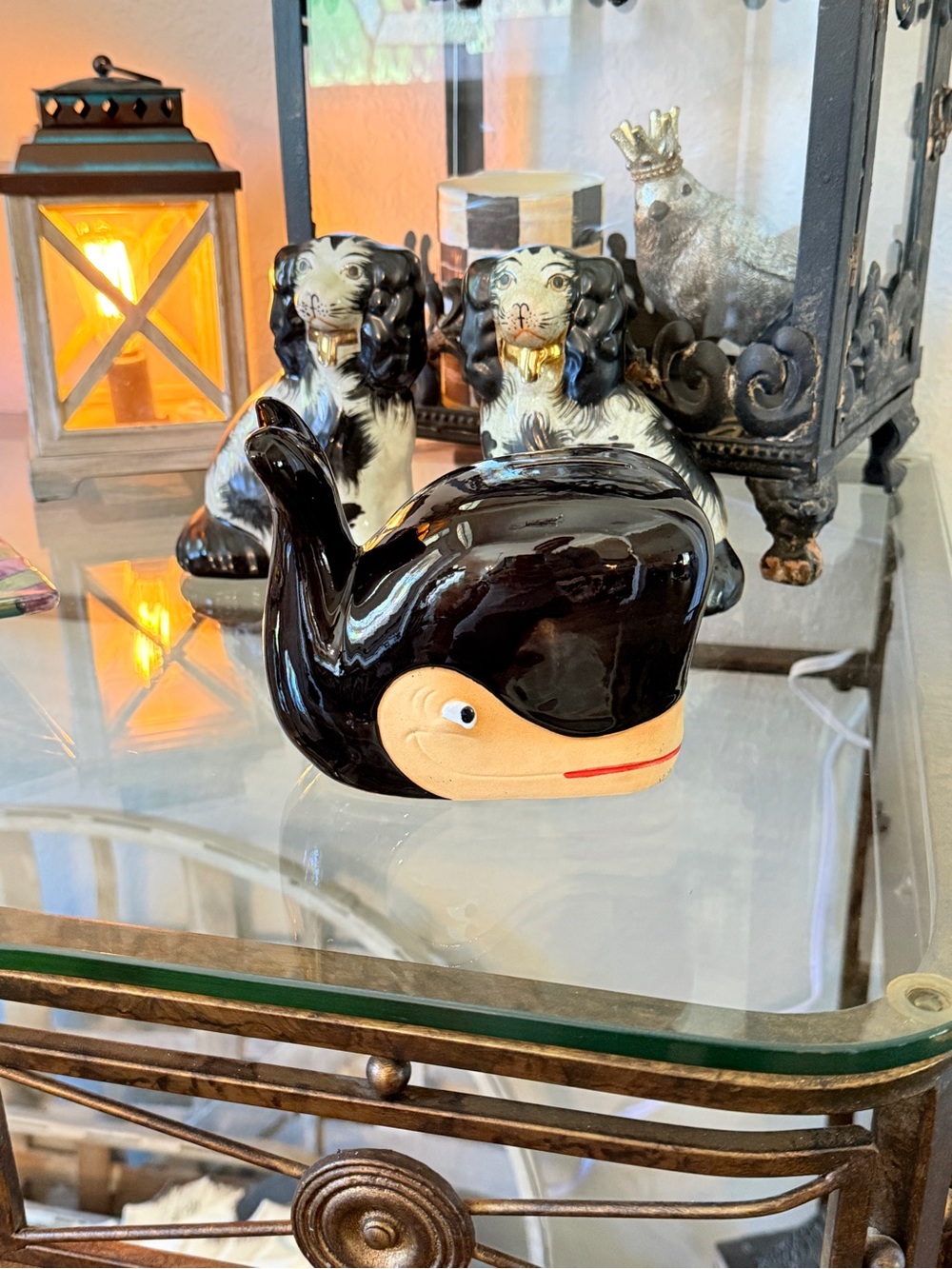 Vintage Otagiri Black and Cream Whale Glazed Stoneware Bank - Picture 12 of 12